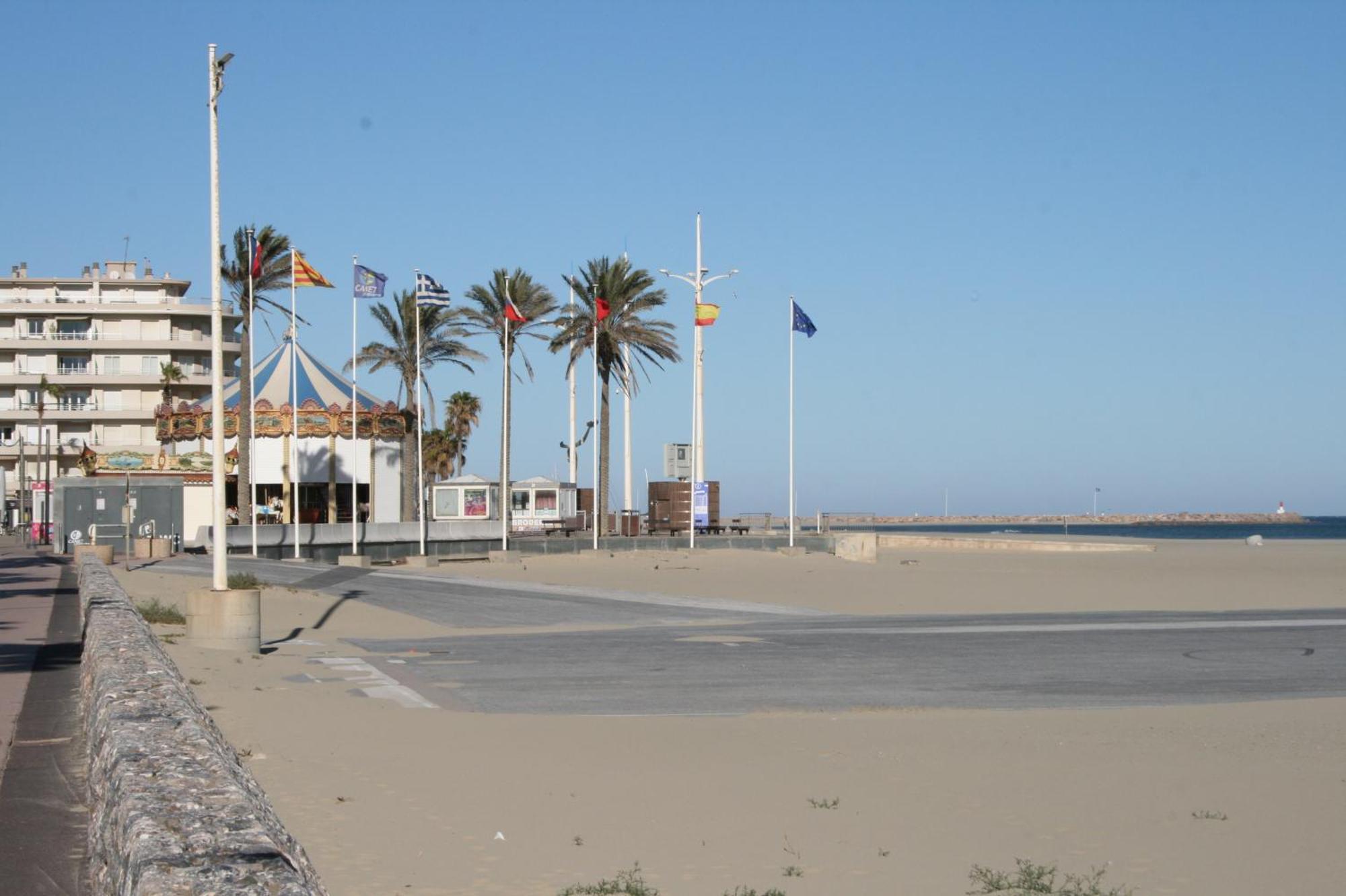 Charmant Studio 20 M De La Plage Canet-en-Roussillon Eksteriør billede